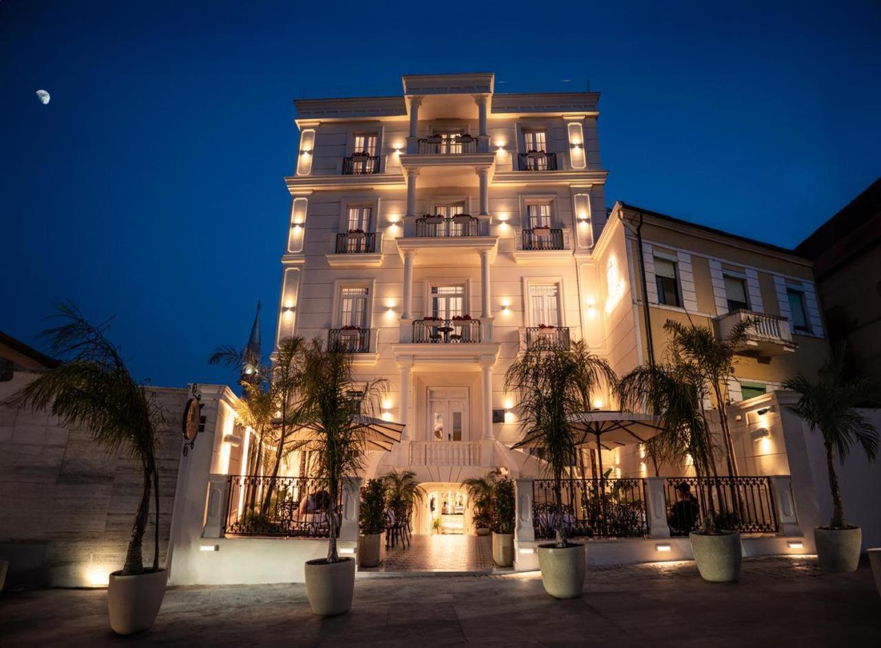 Art Gallery Boutique Hotel Durrës 외부 사진