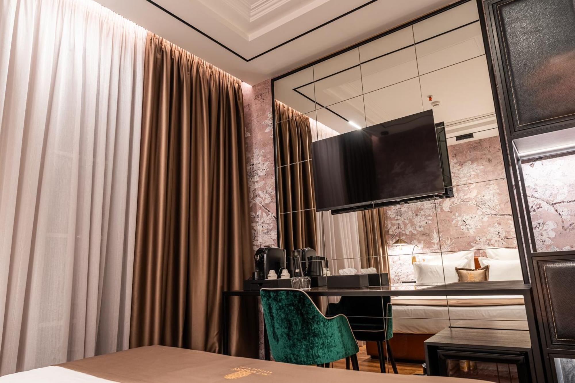 Art Gallery Boutique Hotel Durrës 외부 사진